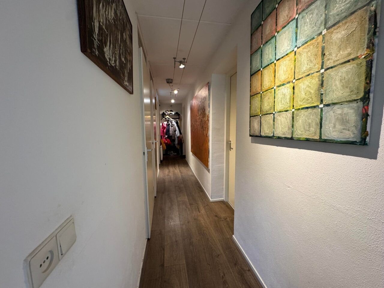 Gemeubileerd appartement met balkon - Afbeelding 5