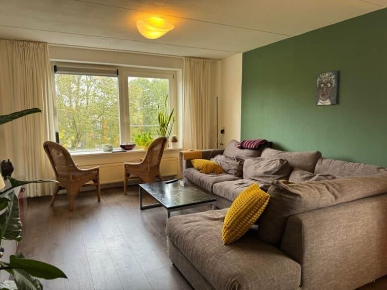 Gemeubileerd appartement met balkon - Afbeelding 7