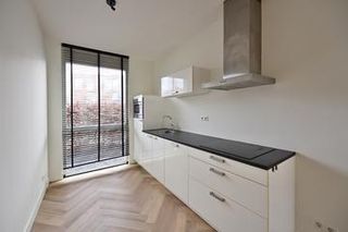 Familiehuis van 135m² met zonnige tuin - Afbeelding 5