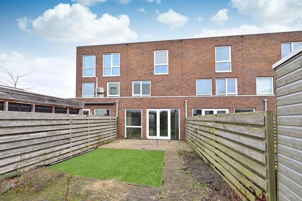 Familiehuis van 135m² met zonnige tuin - Afbeelding 2