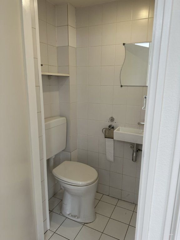 Tussenwoning met tuin in hartje Hoensbroek - Afbeelding 6