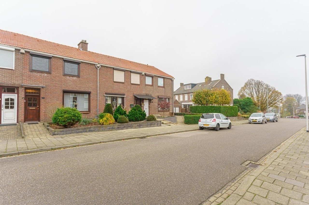 Fijne gezinswoning in rustig Hoensbroek - Afbeelding 24