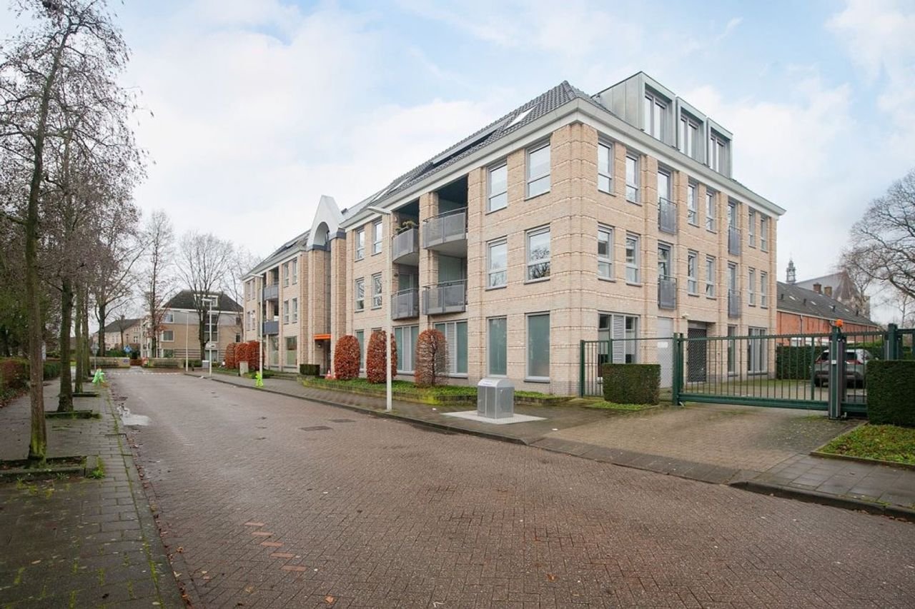 232 m² woonruimte in hartje Wouw - Afbeelding 38