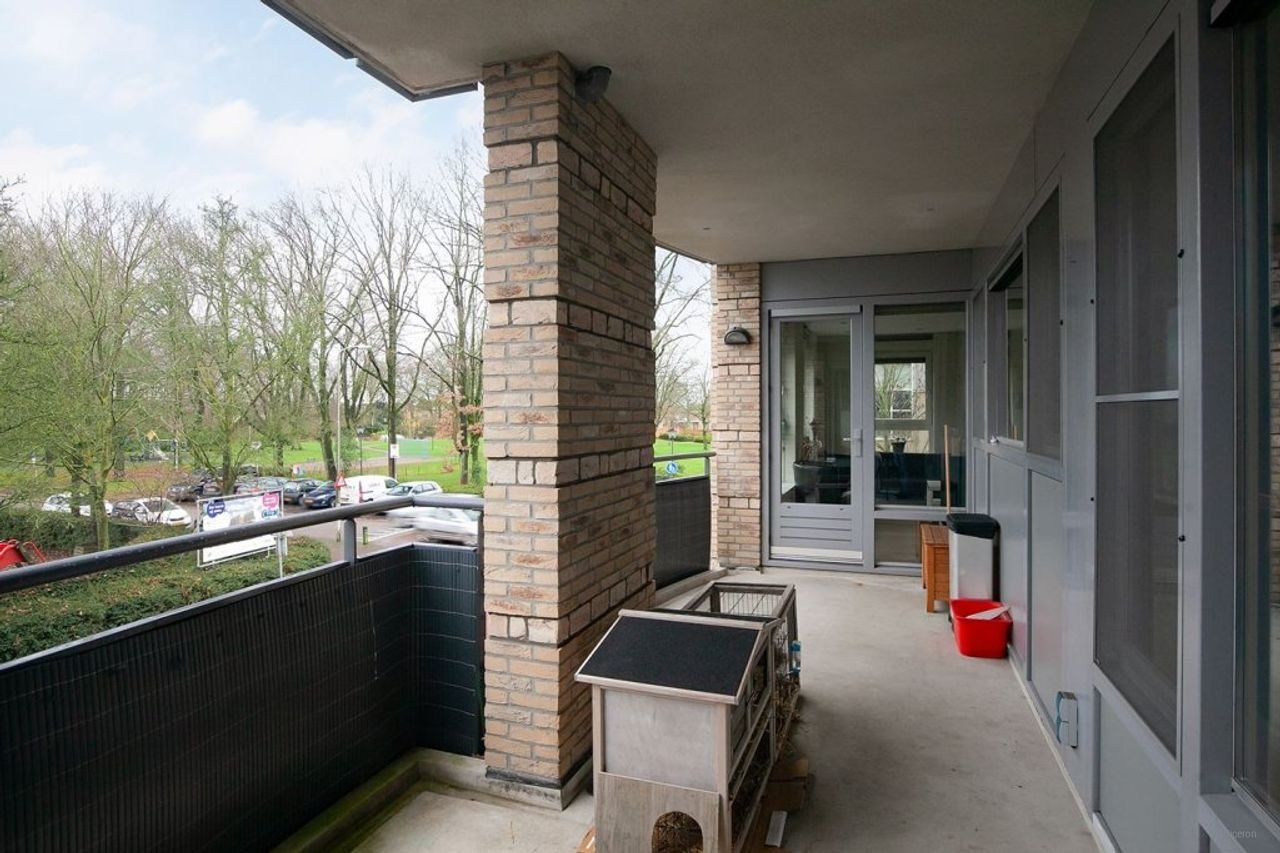 232 m² woonruimte in hartje Wouw - Afbeelding 35