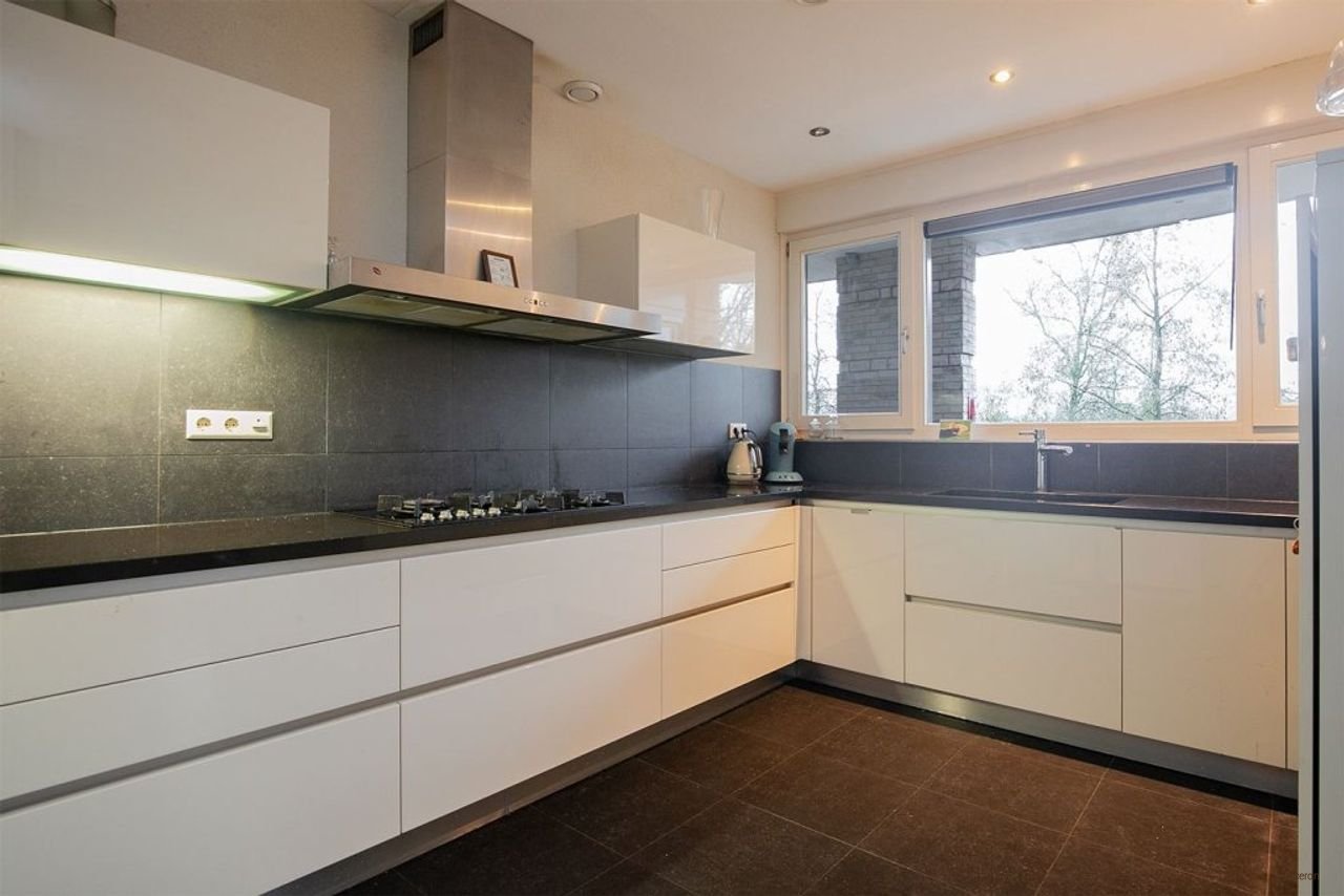 232 m² woonruimte in hartje Wouw - Afbeelding 14