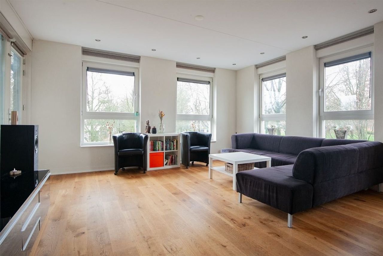 232 m² woonruimte in hartje Wouw - Afbeelding 7