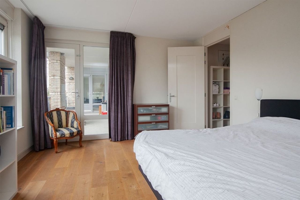 232 m² woonruimte in hartje Wouw - Afbeelding 20