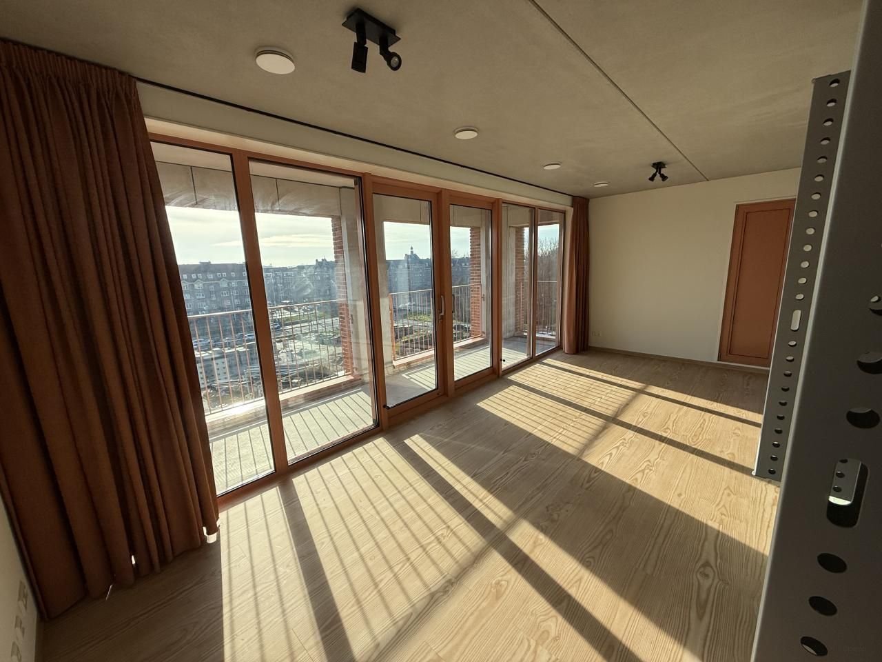 Slim ingericht appartement in Houthavens - Afbeelding 6