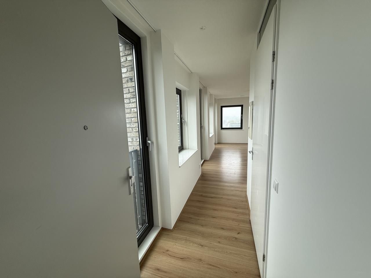 Moderne studio in Bijlmer Centrum - Afbeelding 4