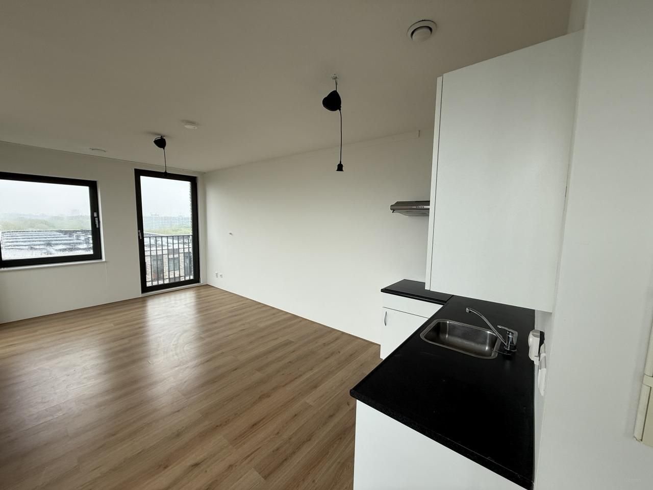 Moderne studio in Bijlmer Centrum - Afbeelding 11