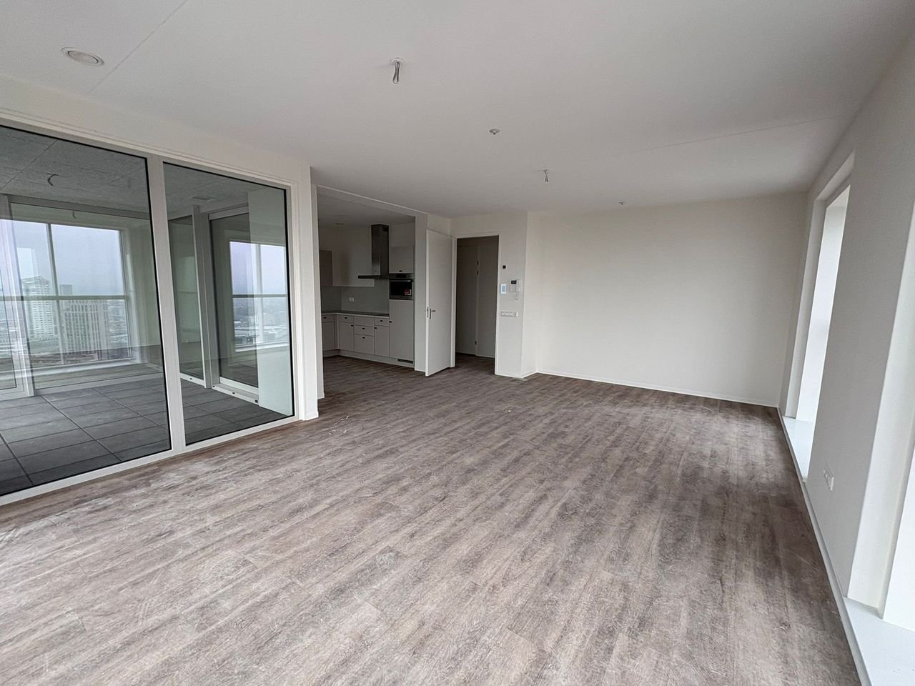 Penthouse op de 31e etage met weids uitzicht - Afbeelding 5