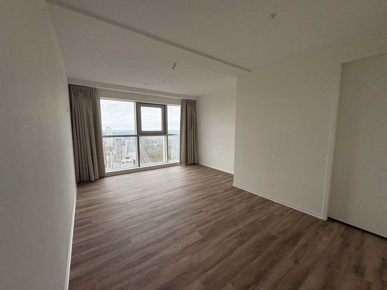 Penthouse op 31 hoog naast Philips Stadion - Afbeelding 12