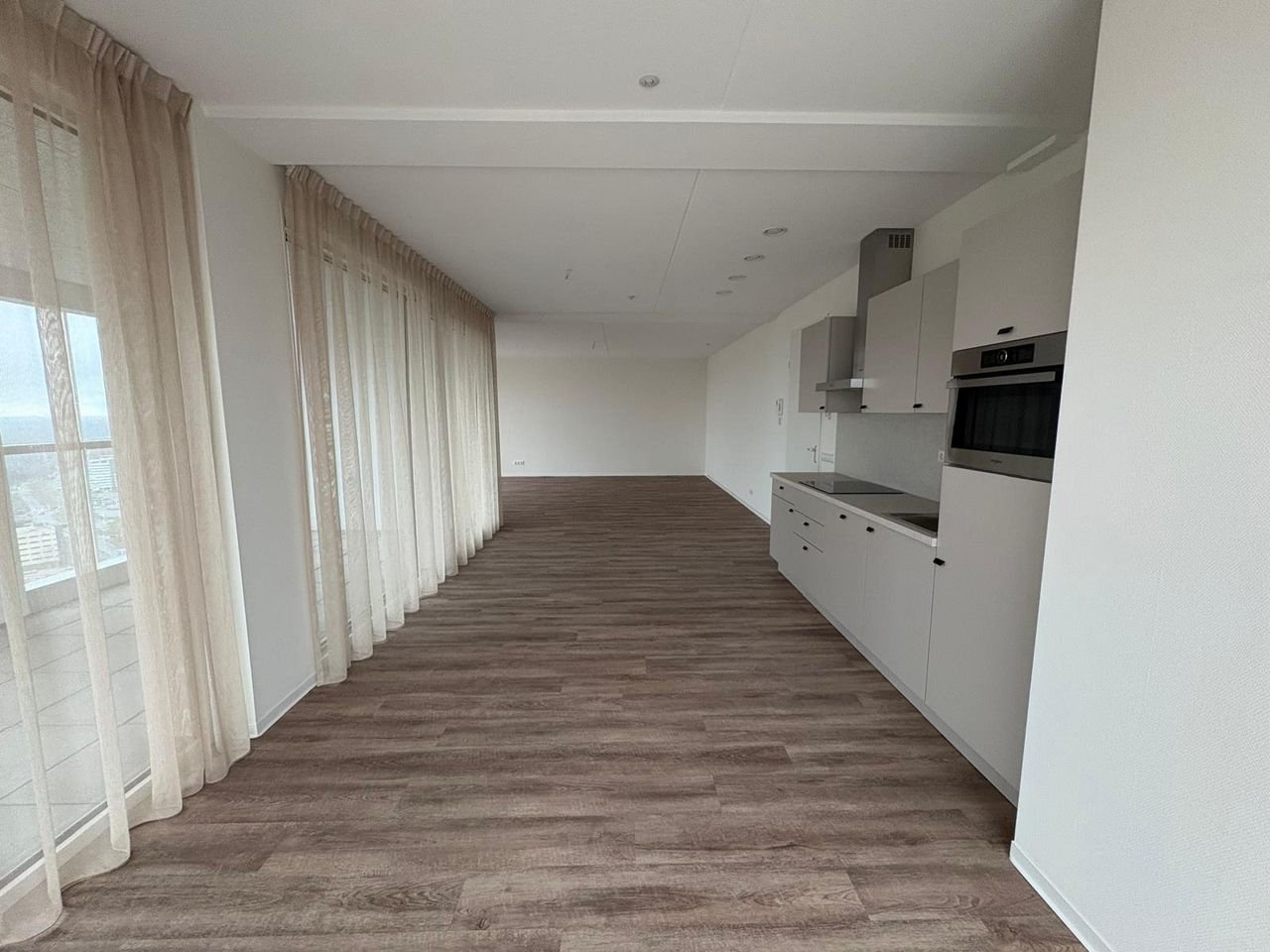 Penthouse op 31 hoog naast Philips Stadion - Afbeelding 7