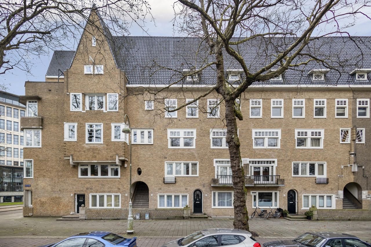 Gerenoveerd in Zuid met riant dakterras - Afbeelding 1