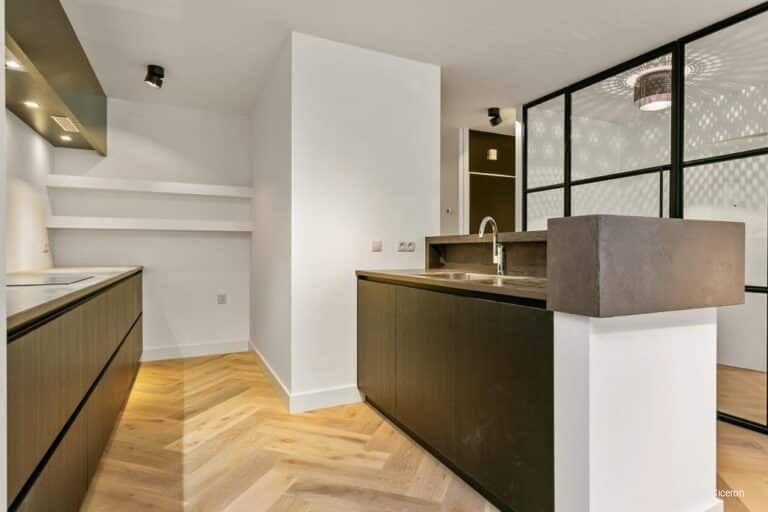 Riant appartement (130m²) met garage in centrum - Afbeelding 4