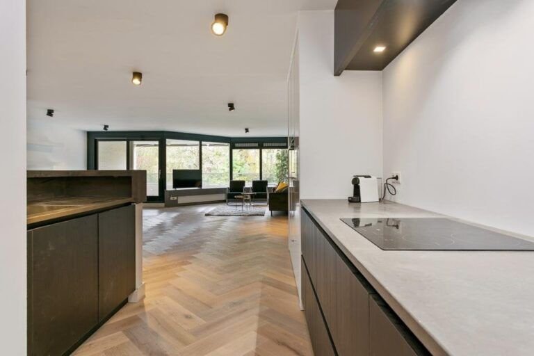 Riant appartement (130m²) met garage in centrum - Afbeelding 5