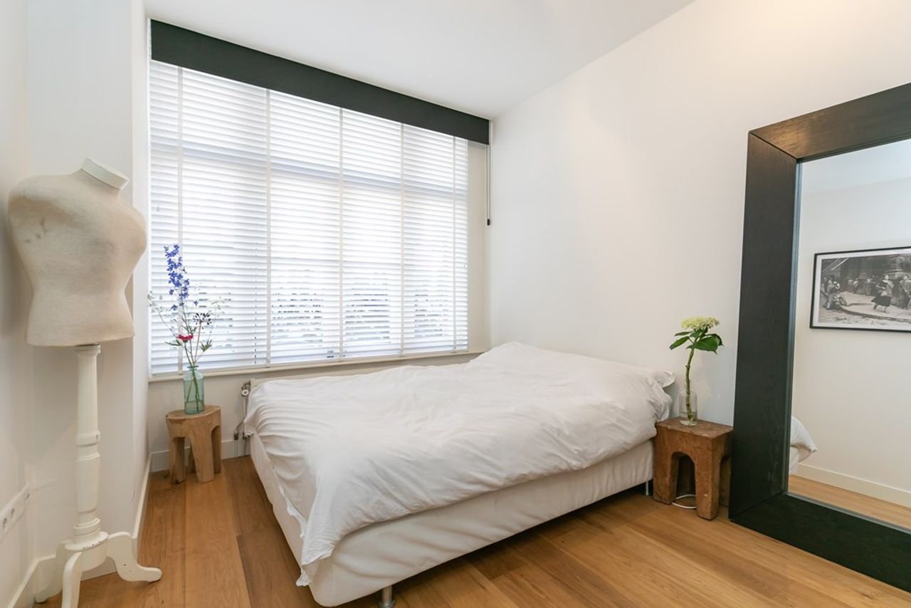 Gerenoveerde benedenwoning met zonnige tuin - Afbeelding 10