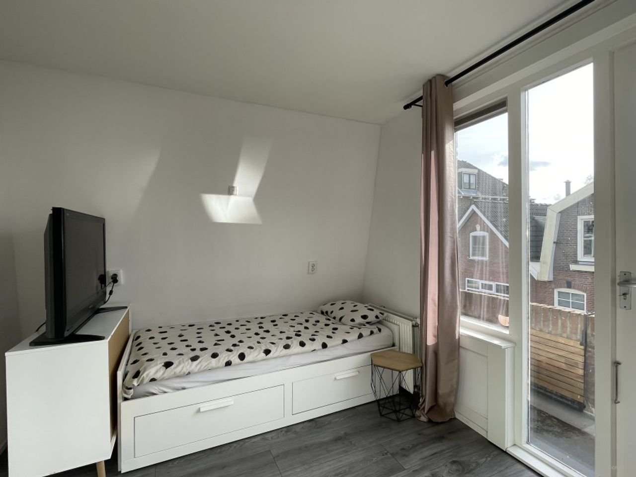 Kamer met eigen balkon vlakbij station Deventer - Afbeelding 2