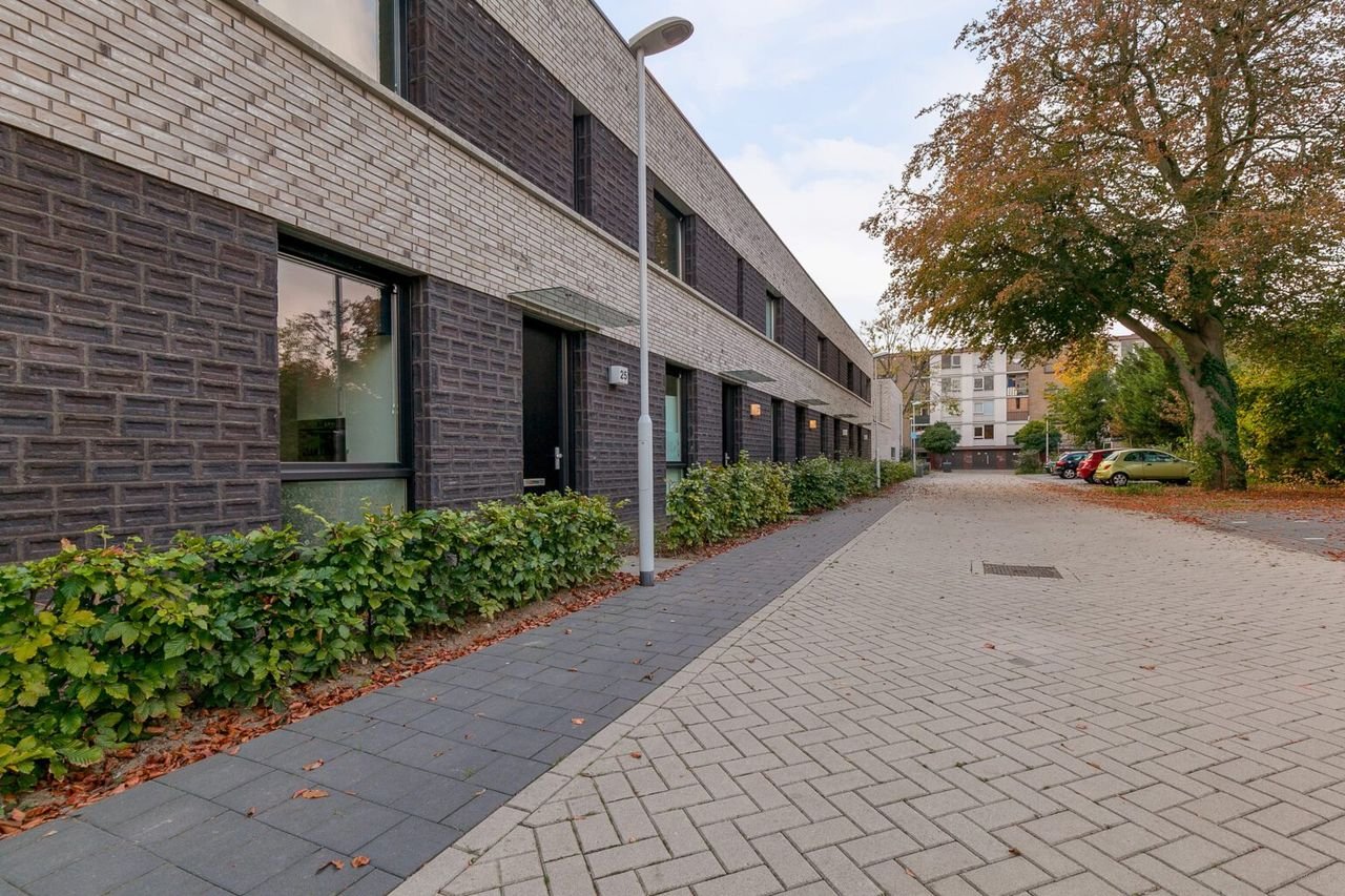 Energiezuinige woning met parkeerplek - Afbeelding 2