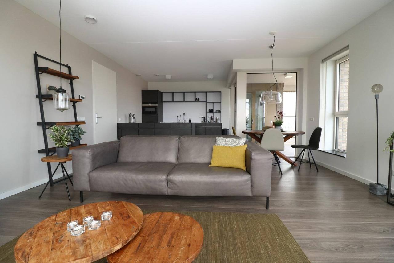 Gemeubileerd 3-kamerappartement met balkon - Afbeelding 5