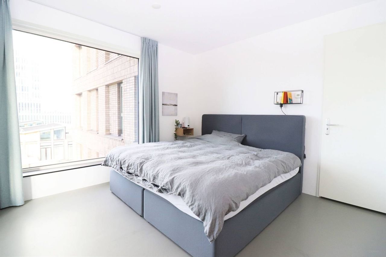 Licht 3-kamerappartement met balkon en parking - Afbeelding 8