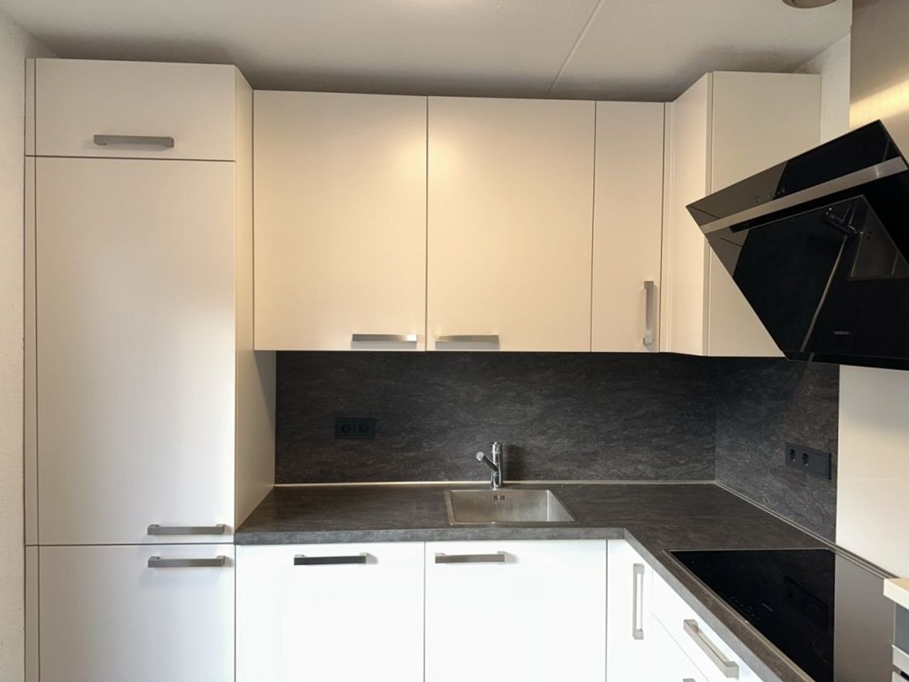 Hoekwoning met garage en zonnepanelen - Afbeelding 12