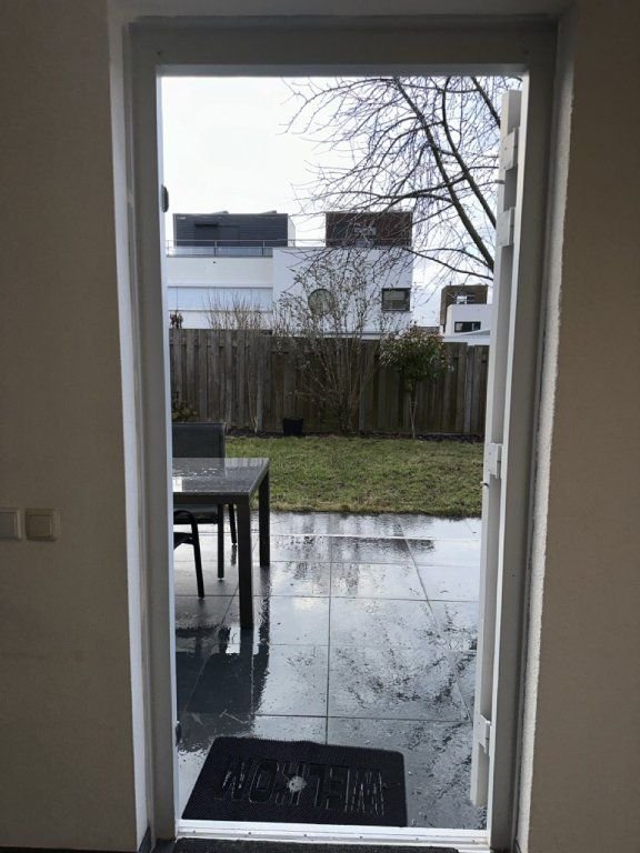 Hoekwoning met garage en zonnepanelen - Afbeelding 14