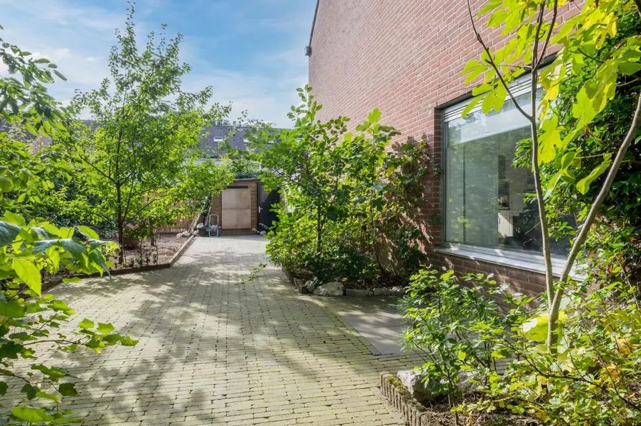 Royale hoekwoning met carport in Meijhorst - Afbeelding 14