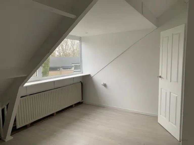 Royale hoekwoning met carport in Meijhorst - Afbeelding 11
