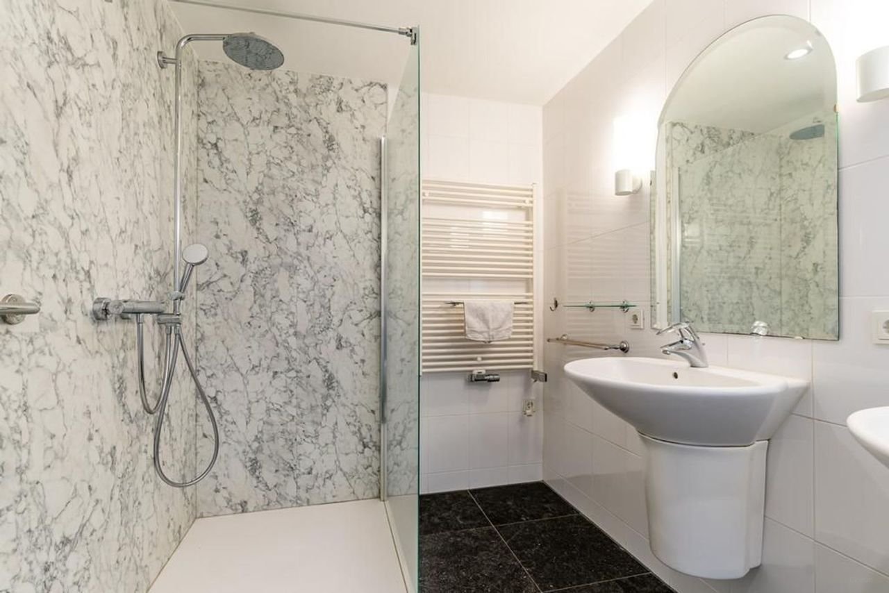 Licht appartement (160m²) in Archipel - Afbeelding 26