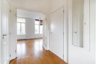 Licht appartement met zonneterras bij de Fred