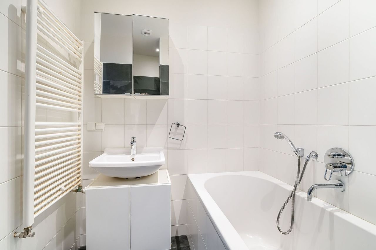 Licht appartement met zonneterras bij de Fred - Afbeelding 14