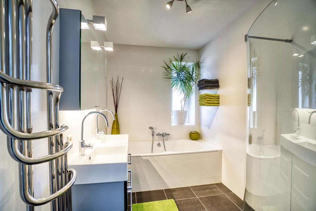 Bright corner house (174 m²) with an expansive terrace - Image 35