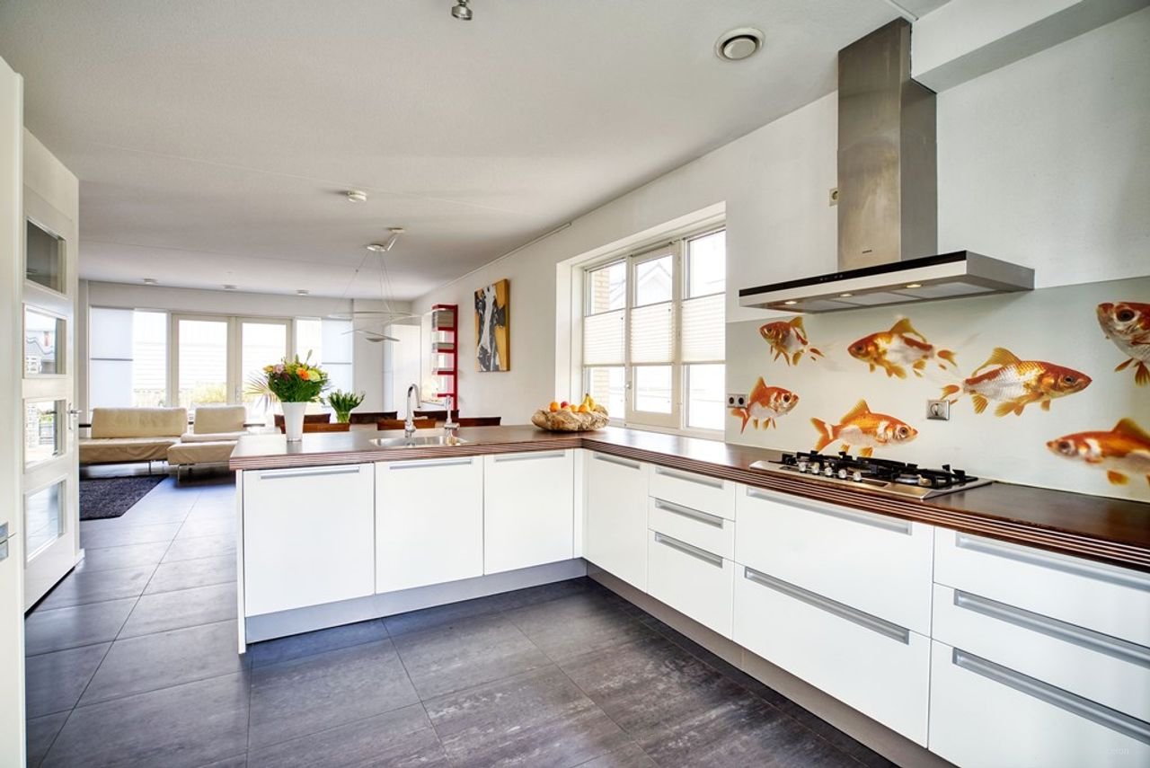 Bright corner house (174 m²) with an expansive terrace - Image 7