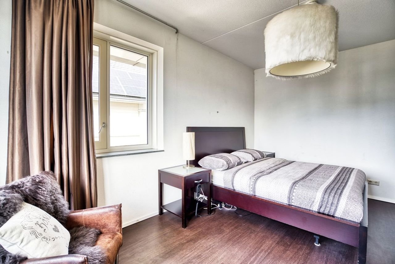 Bright corner house (174 m²) with an expansive terrace - Image 28