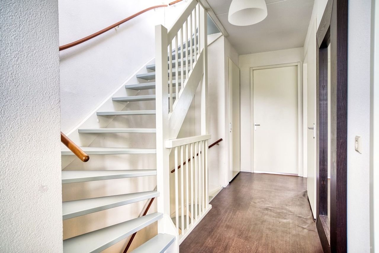 Bright corner house (174 m²) with an expansive terrace - Image 34