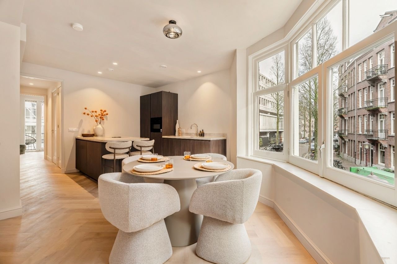 Renovated apartment near Vondelpark - Image 3