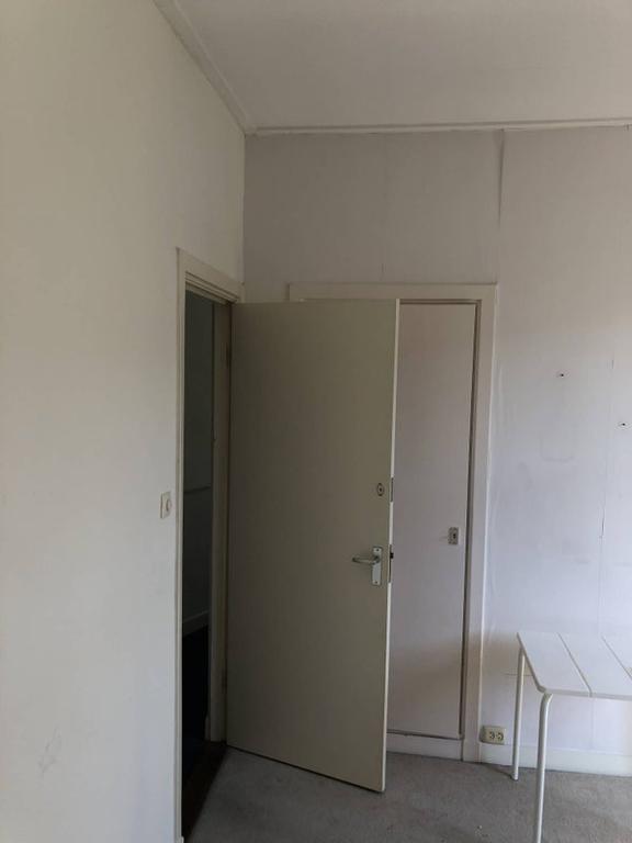 Room near the beach in Scheveningen - Image 11