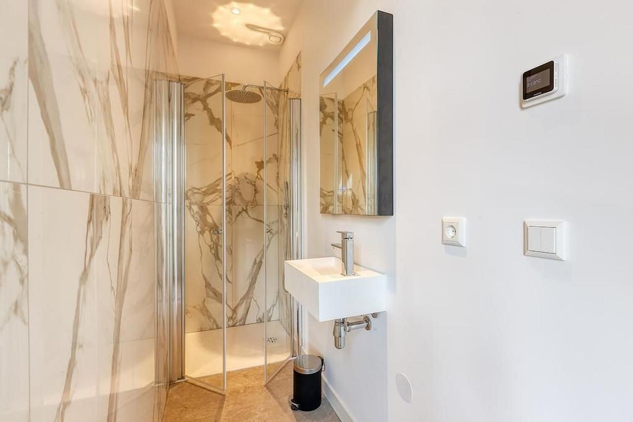 Apartment on Prinsessegracht - Image 24