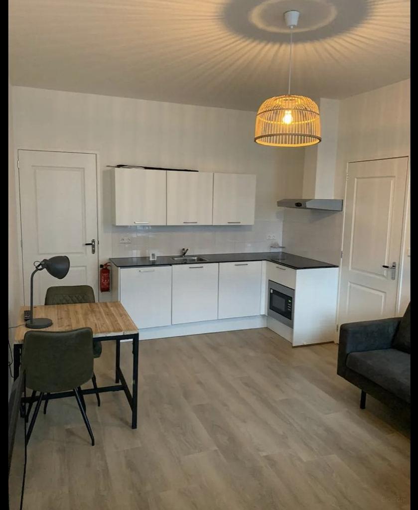 Gemeubileerd 2-kamerappartement in Tussendijken - Afbeelding 3