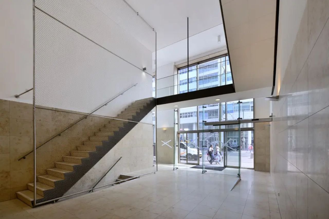 Furnished 4-room apartment in The Hague city center - Image 3