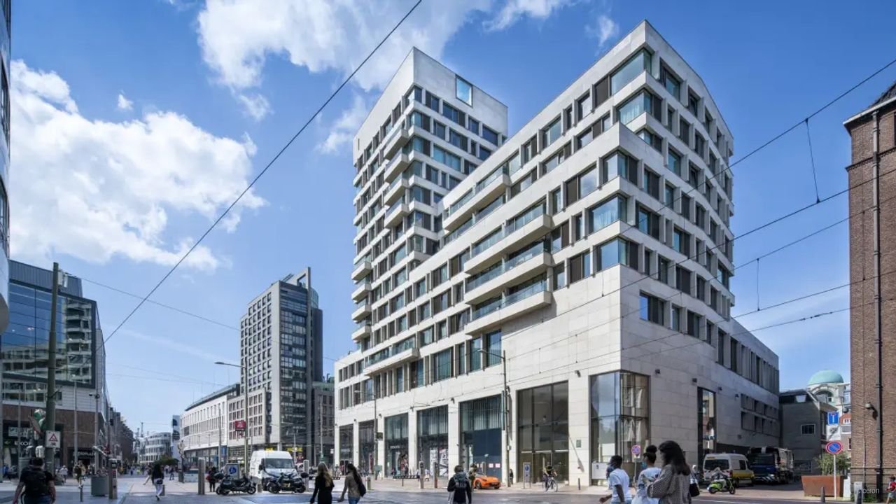 Furnished 4-room apartment in The Hague city center - Image 2