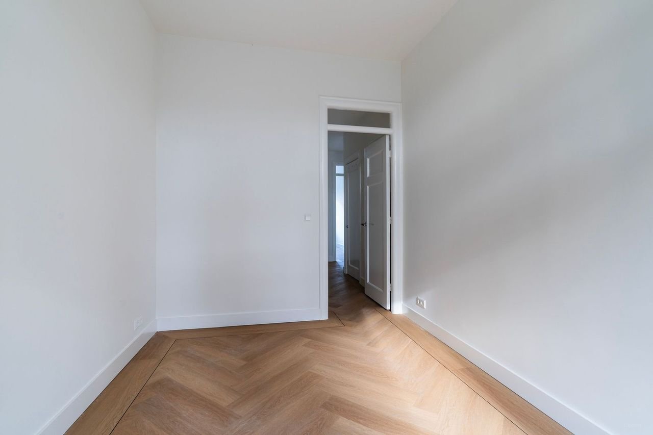 Ruim 5-kamerappartement met parkzicht - Afbeelding 20