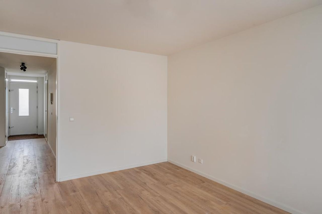 Living with a view of the Wassenaar village square - Image 15