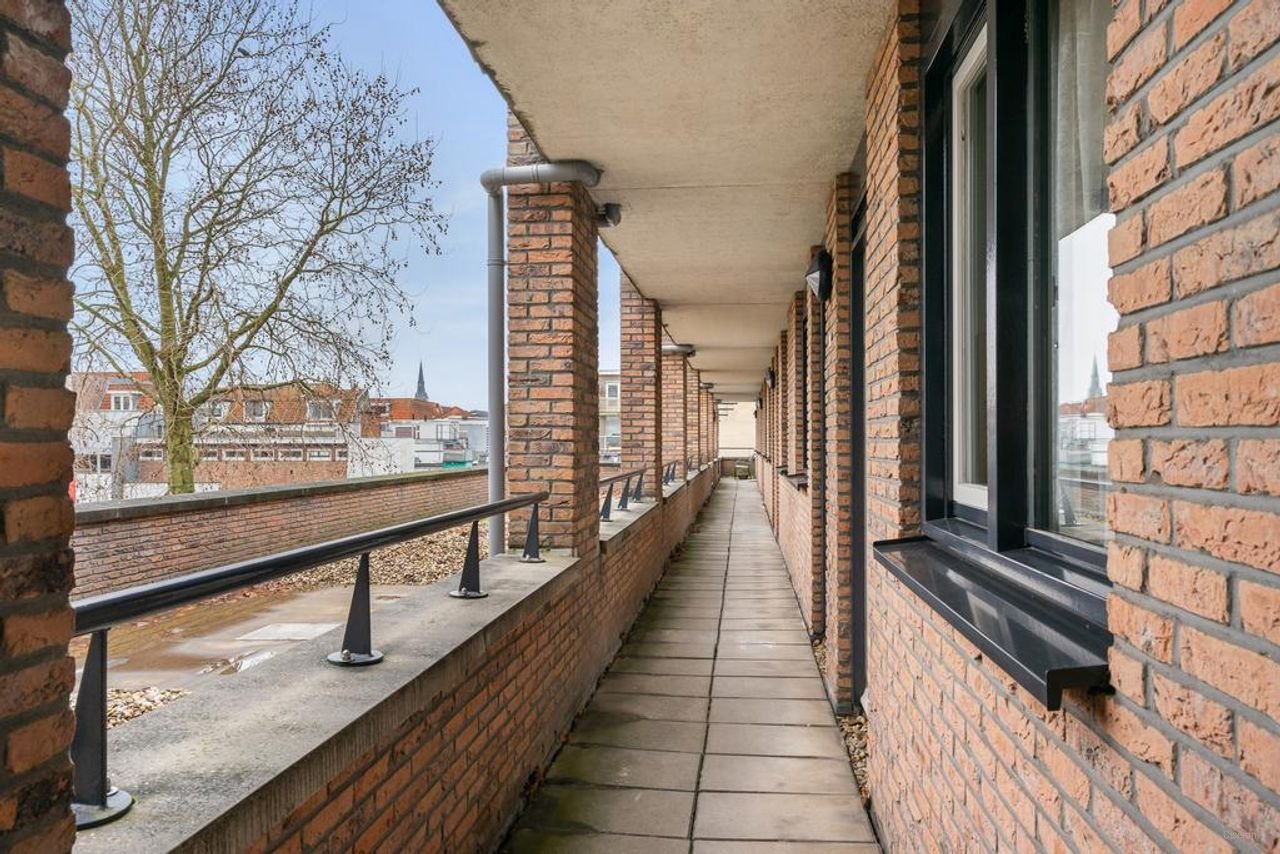 Living with a view of the Wassenaar village square - Image 4