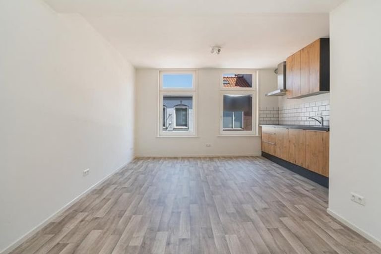 Gasloze maisonnette met eigen parking - Afbeelding 4