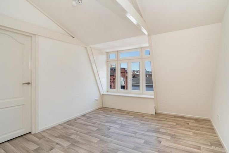 Gasloze maisonnette met eigen parking - Afbeelding 15