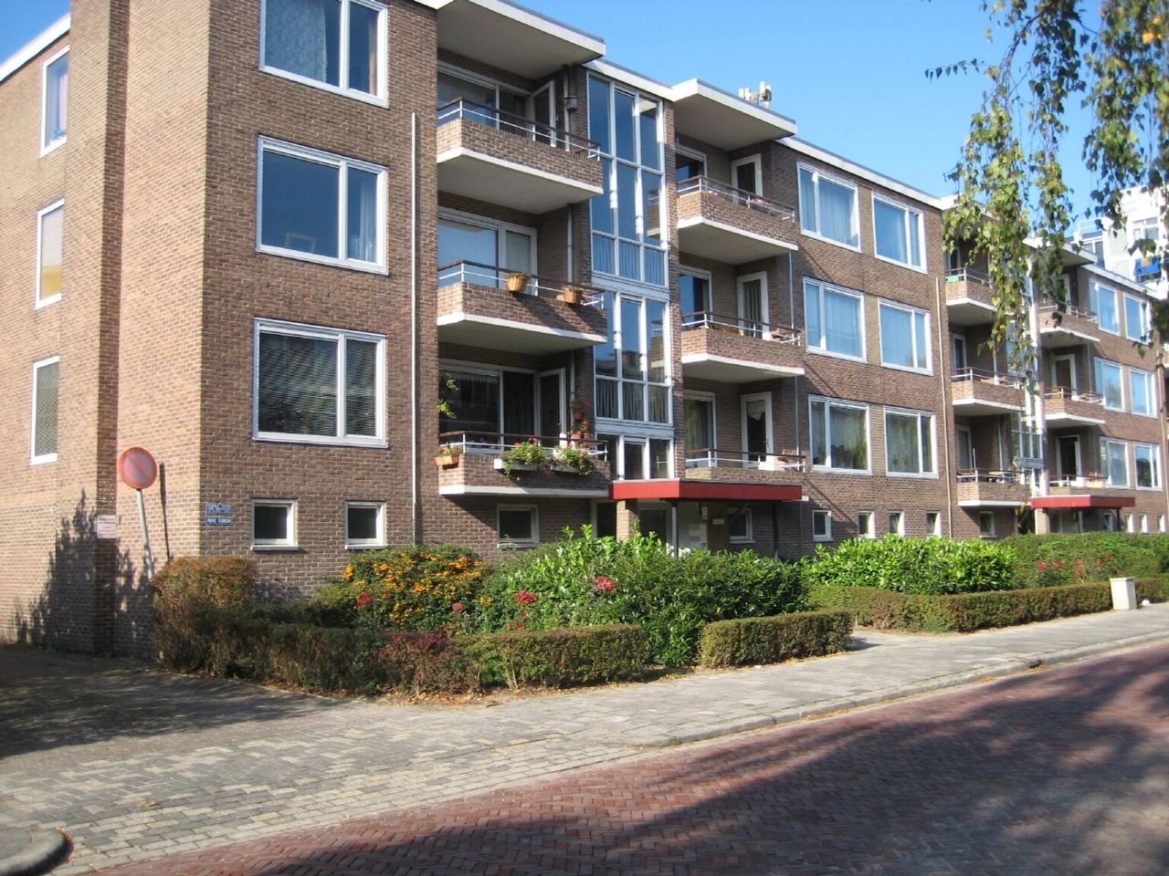 Driekamerappartement met twee balkons - Afbeelding 1