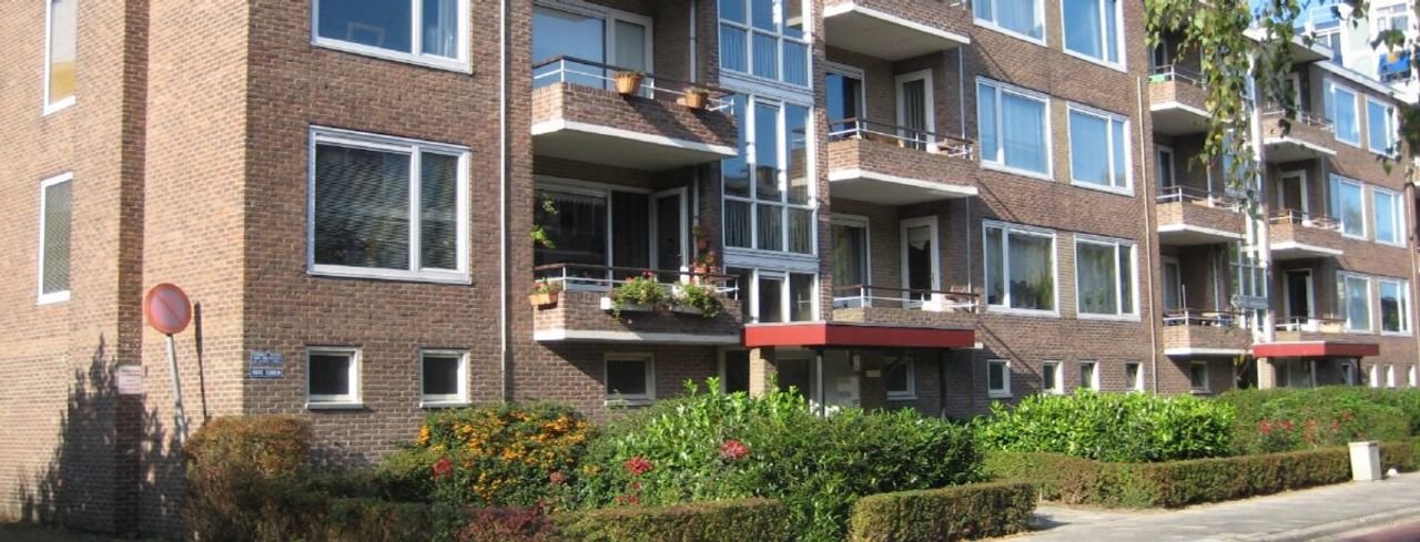Driekamerappartement met twee balkons - Afbeelding 2