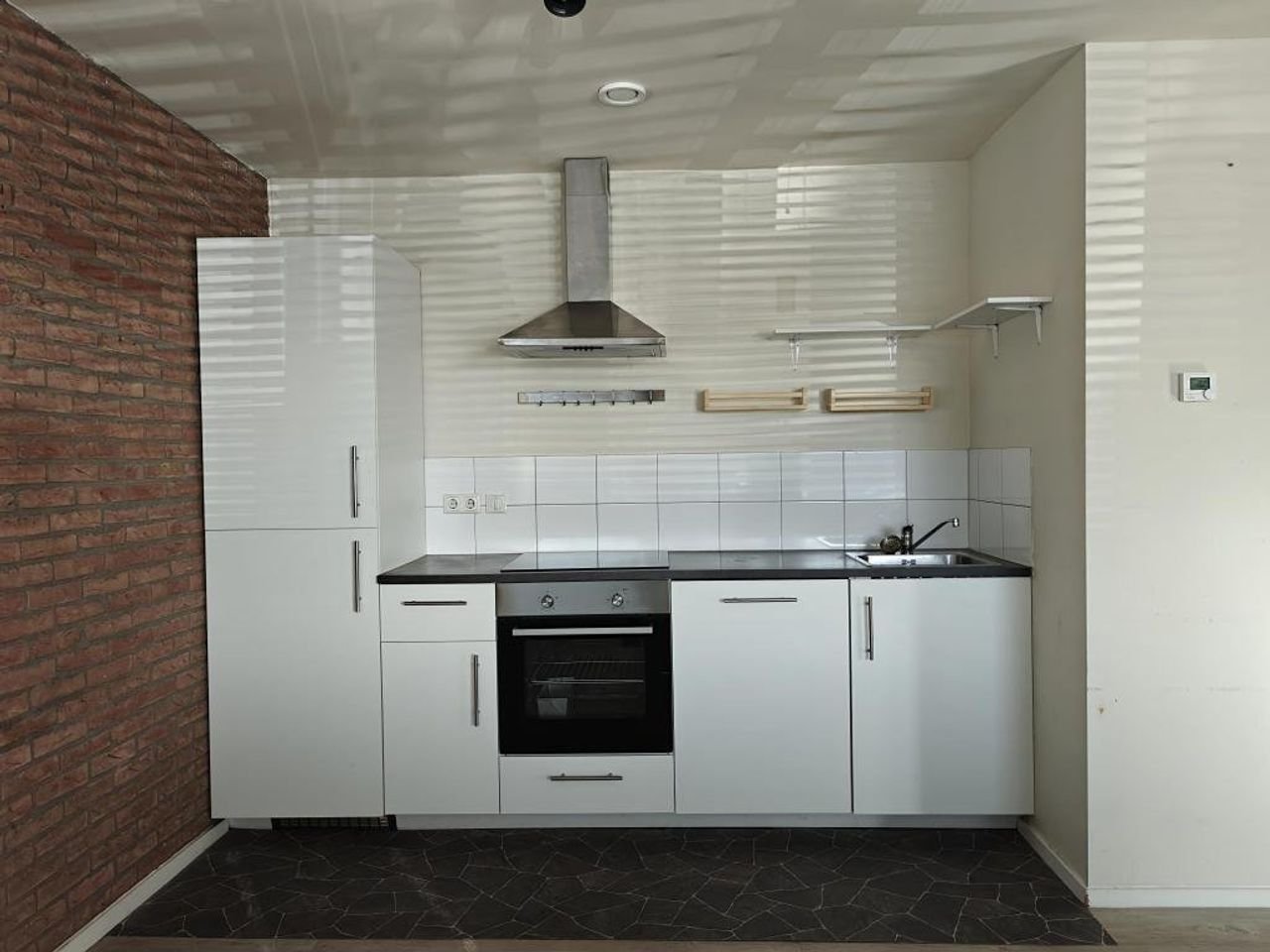 Licht 2-kamer appartement in Emmen - Afbeelding 7